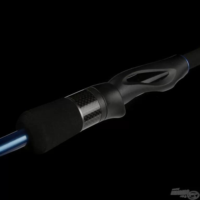 by-dome-team-feeder-fine-method-feeder-330l-horgaszbot-dobokesztyu-ujj_337213_2_768x768